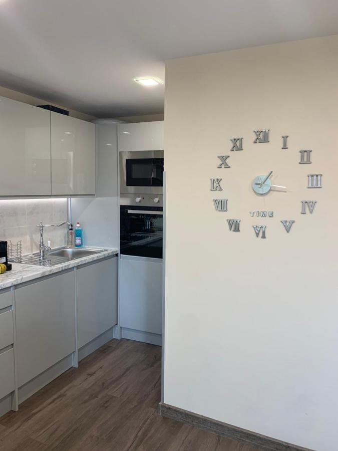 Apartment Zdravets 2, In The Heart Of The Old City Veliko Tarnovo Exterior photo
